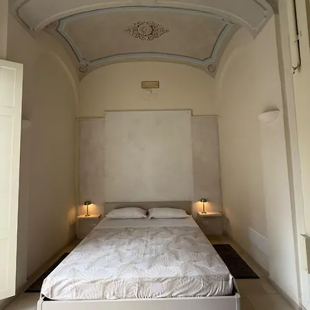 Favorita - La Loggia Apartment *